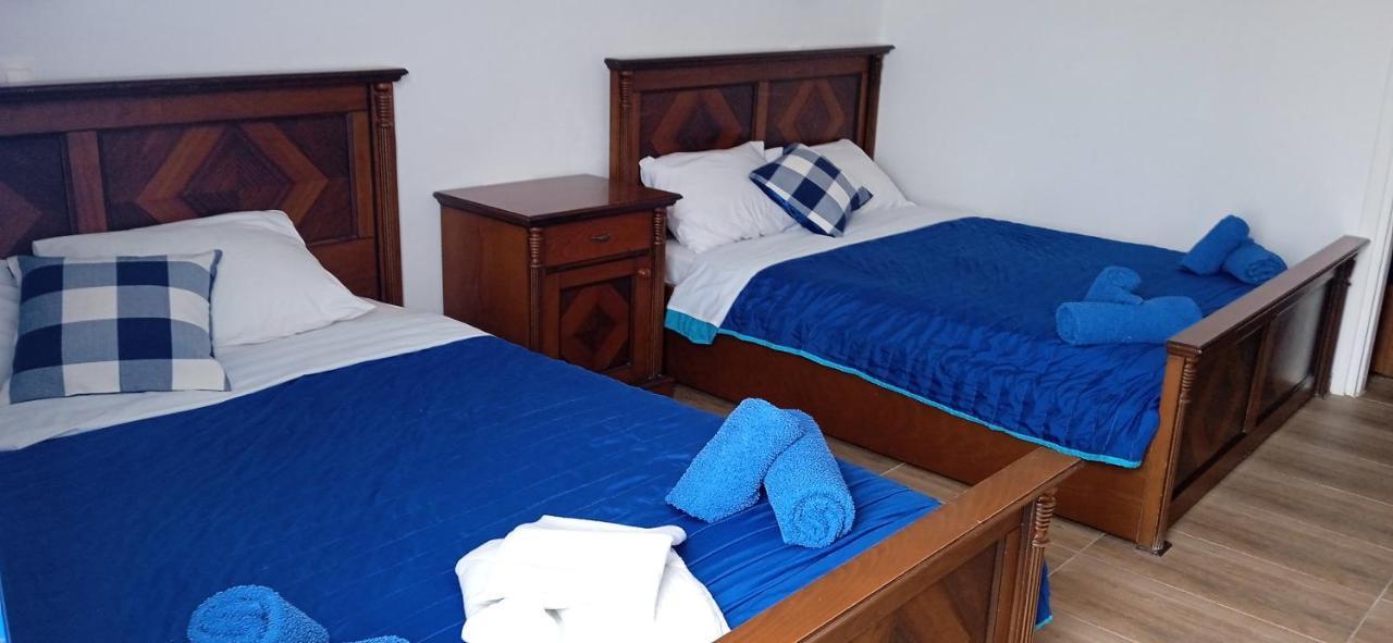 Studios Apartments Kapetanios Períssa Extérieur photo